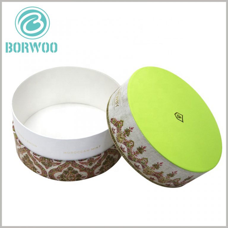 large cardboard round boxes with paper card insert