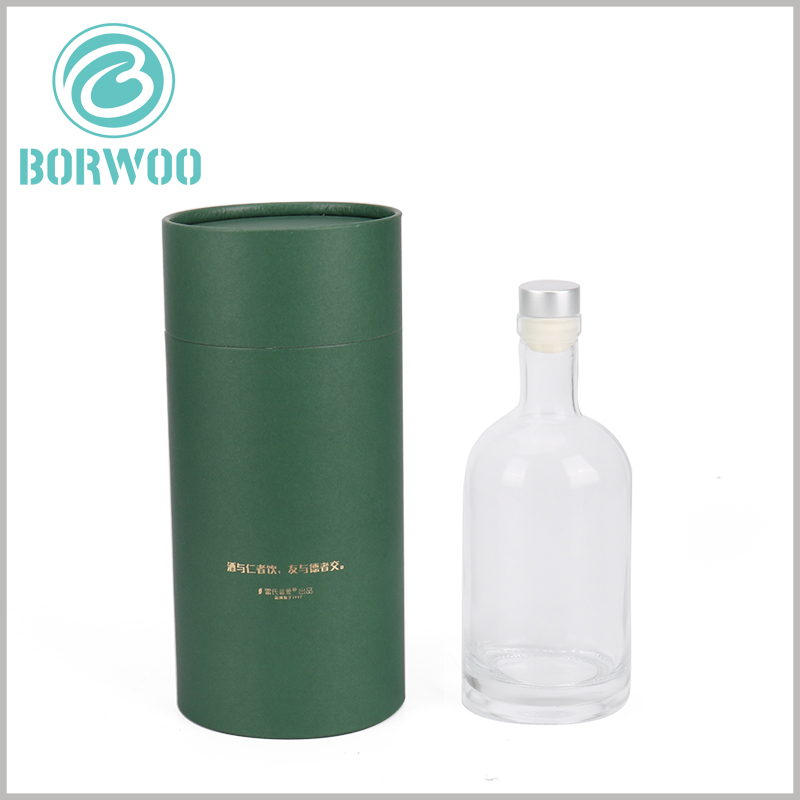 Custom Large cardboard tube packaging for wine boxes.The brand and features of the printed wine on the front of the round boxes are the best publicity for the product.