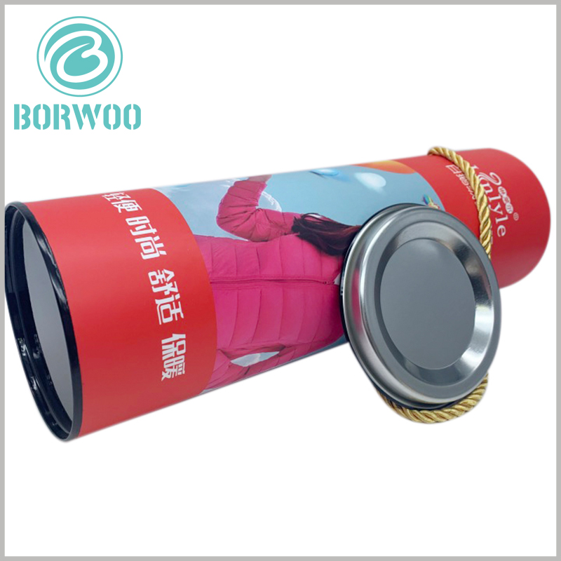 Down jacket packaging tubes with rope handle wholesale.Both ends of the customized paper tube packaging are sealed with metal caps, which has a good effect.