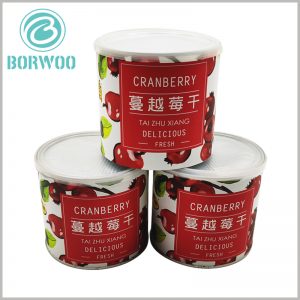 Strawberry dried fruit food tube packaging with foil cover and plastic lids.The food-grade tube packaging has an easy-to-tear aluminum foil cover and a plastic cover, which play a very good role in protecting the tightness of the food.
