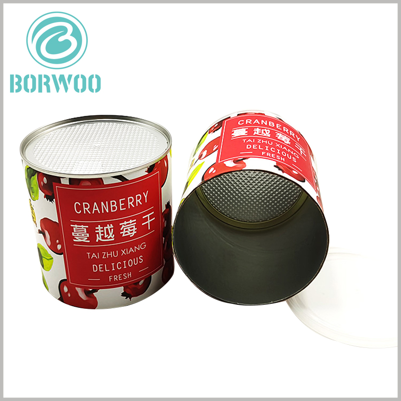 Strawberry dried fruit tube packaging with foil cover and plastic lids. The inside of the customized food tube packaging uses tin foil as the lining paper, which can effectively ensure the dryness of the inside of the paper tube.