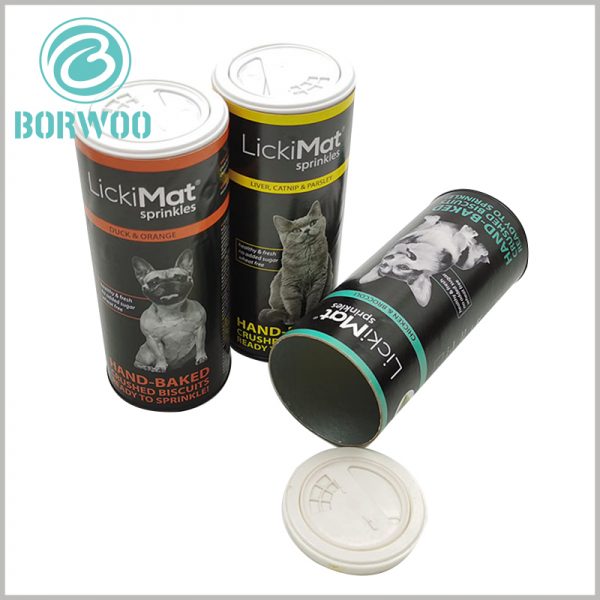 cardboard cylinder tubes for pet food packaging.The inner lining of the paper tube packaging is aluminum foil paper, which can improve the preservation effect of the product packaging on food.
