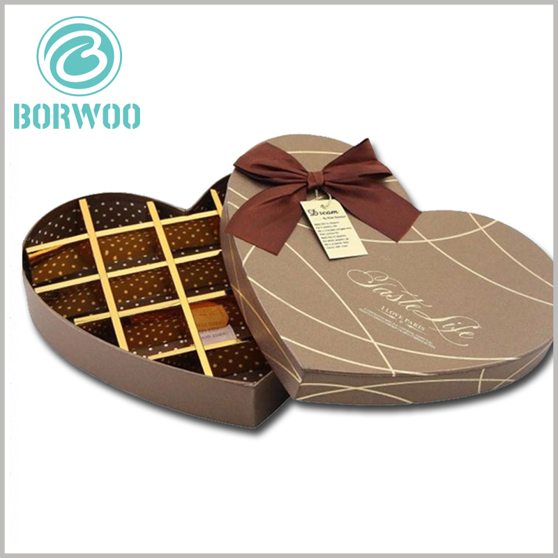 custom heart shaped cardboard chocolate gift boxes packaging.As the background color of packaging, chocolate color has a high degree of agreement with chocolate products.