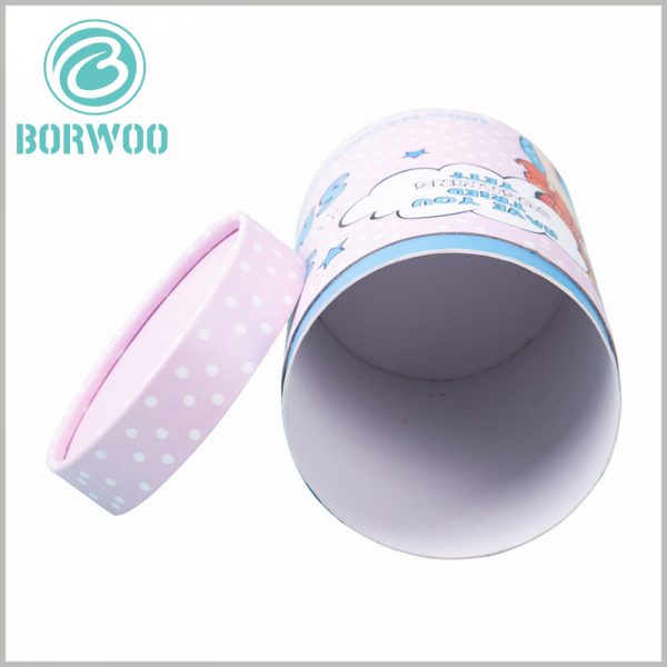 custom tube boxes for hair remover packaging. The thickness of the cardboard tube is 0.8-2mm, which is very sturdy and durable, and can play a good role in protecting the products inside the package.