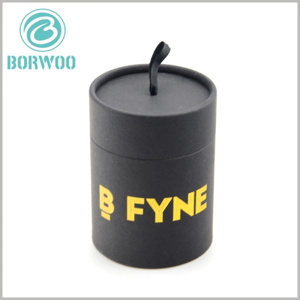 large black paper tube packaging with bronzing logo.Hot stamping, can be used for shirt packaging or gift boxes